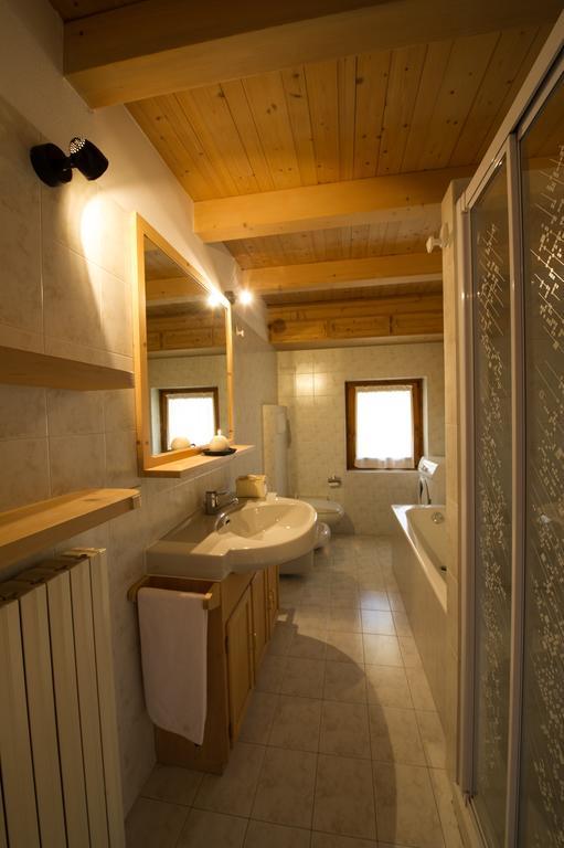 Chalet Terme Бормио Стая снимка